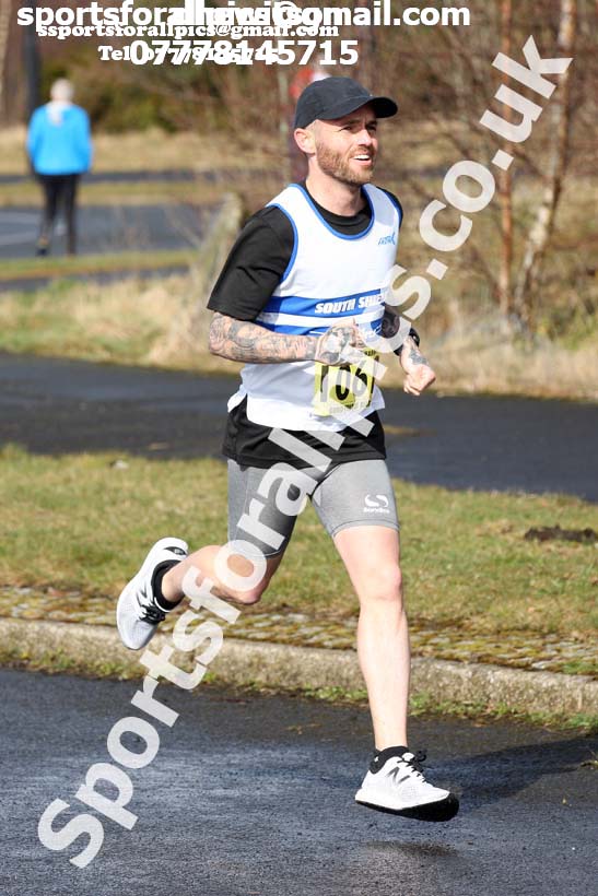 Senior mens Good Friday Elswick Harriers Relay, Newburn, Newcastle. Photo: David T. Hewitson/Sports for All Pics